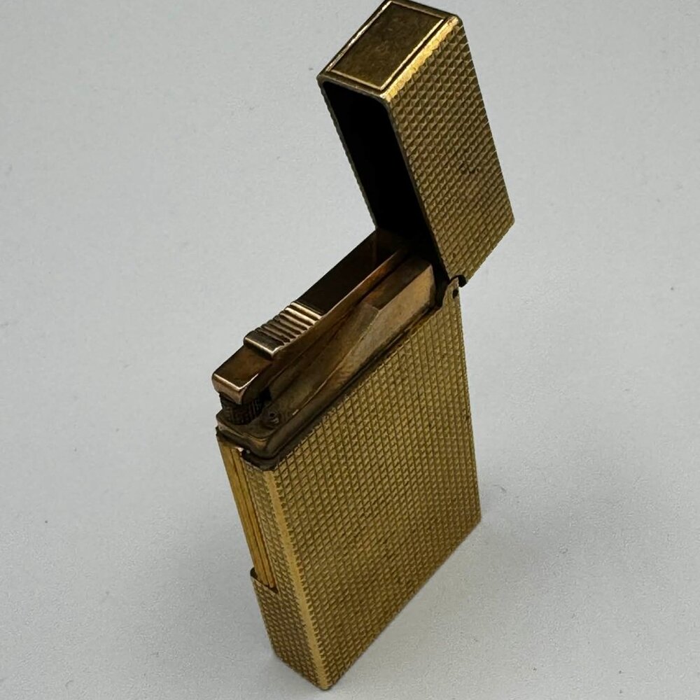 Authentic ST Dupont Vintage RARE Original French Gold Textured Lighter - Picture 3 of 11